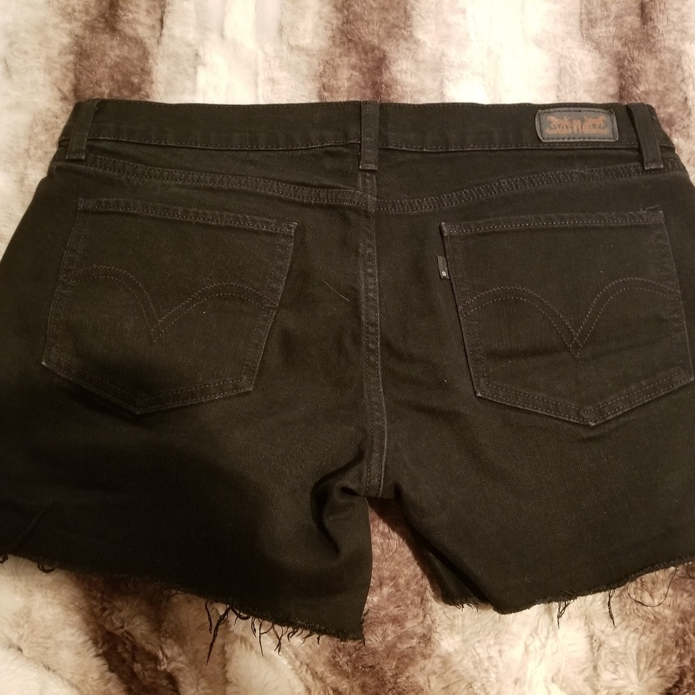 Black Levi cutoff Jean shorts size 6